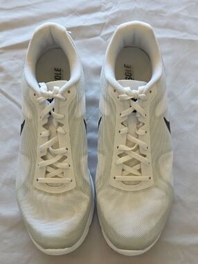 Nike White and Black Mesh Athletic Sneakers